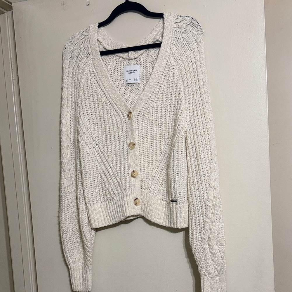 Abercrombie & Fitch chenille front button sweater